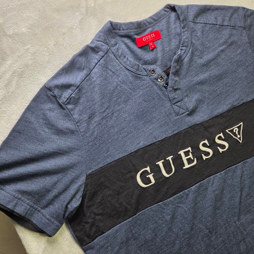 GUESS Men's Blue Black Colorblock Henley T-Shirt XL Short Sleeve - Picture 3 of 6